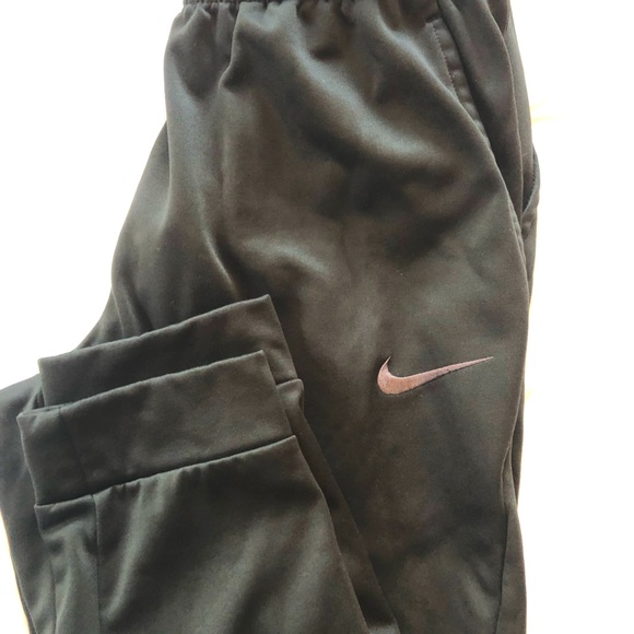 mens nike drifit pants